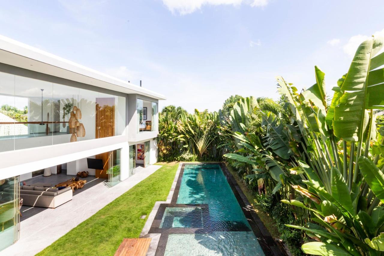 The Jendela House Villa Canggu  Exterior photo