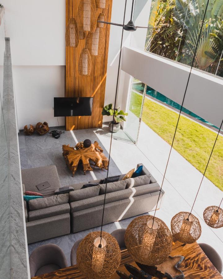 The Jendela House Villa Canggu  Exterior photo