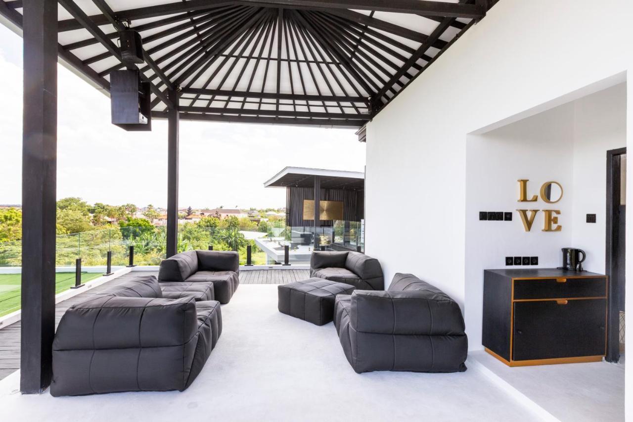 The Jendela House Villa Canggu  Exterior photo