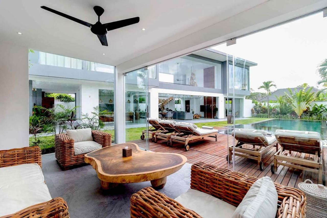 The Jendela House Villa Canggu  Exterior photo